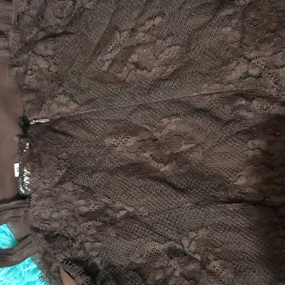 Ursula of Switzerland Layered Wide Leg and Sleeveless Set - Picture 5 of 7